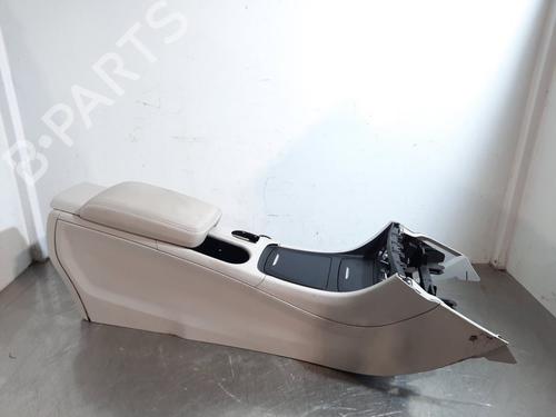 Used Middle console MERCEDES-BENZ CLA Coupe (C117) CLA 200 (117.343) (156 hp) 15037032