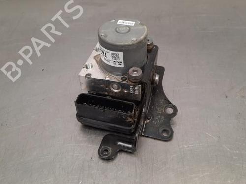 Used ABS pump HYUNDAI TUCSON (TL, TLE) 1.7 CRDi (116 hp) 19648941