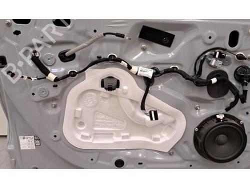 Left front door RENAULT MEGANE E-TECH SUV EV60 (BNJ1) | BP23635749C2  - Image 7
