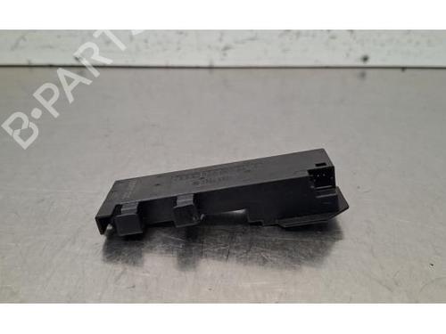 antennabase-audi-q5-fyb-fyg-2016-39754483 main image