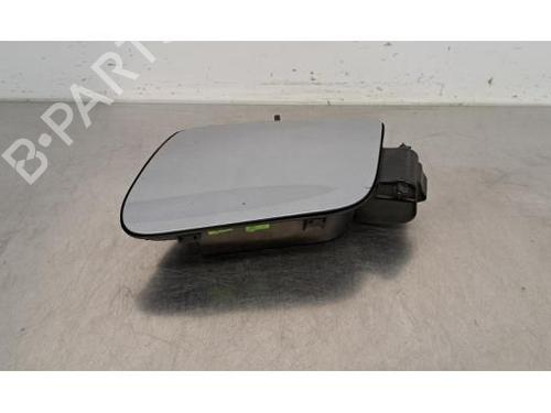 Used Fuel flap PEUGEOT 2008 II (UD_, US_, UY_, UJ_, UR_, UC_) 1.5 BlueHDI 130 (131 hp) 28719452