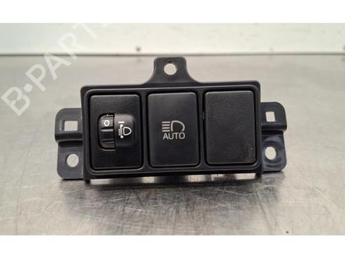 headlight-switch-toyota-c-hr-_x1_-2016-32284403 main image