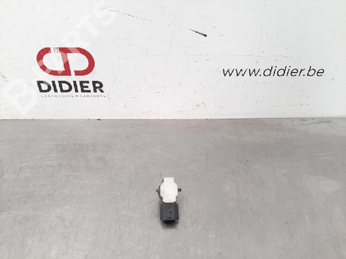 Used Electronic sensor Electronic sensor RENAULT MASTER III Bus (JV) 2.3 dCi 145 FWD (JV0F, JV0S, JV0T) (146 hp) 10880568 10880568