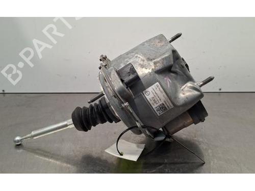 Used Servo brake AUDI A3 Sportback (8YA, 8YF) 30 TDI (116 hp) 32158624