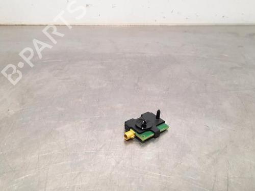 Antenne/Base MERCEDES-BENZ A-CLASS Saloon (V177) A 180 d (177.103) (116 hp) 23581075