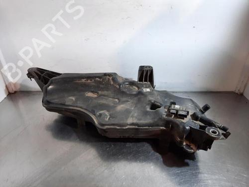 Used AdBlue tank AdBlue tank AUDI A3 Limousine (8VS, 8VM) 30 TDI (115 hp) 33612638 33612638