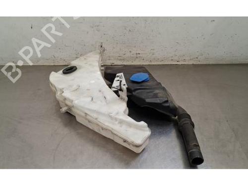 Used Windscreen washer tank Windscreen washer tank 39216782 39216782