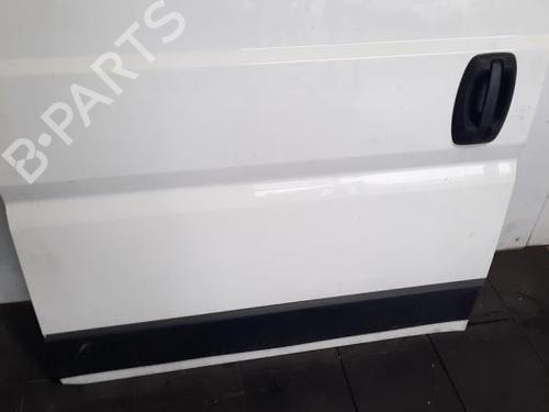 Right slide door PEUGEOT BOXER Van 2.0 BlueHDi 110 | BP23610539C75 