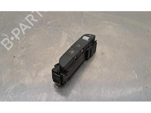 Used Switch MERCEDES-BENZ C-CLASS (W205) C 200 BlueTEC / d (205.037) (136 hp) 23638274