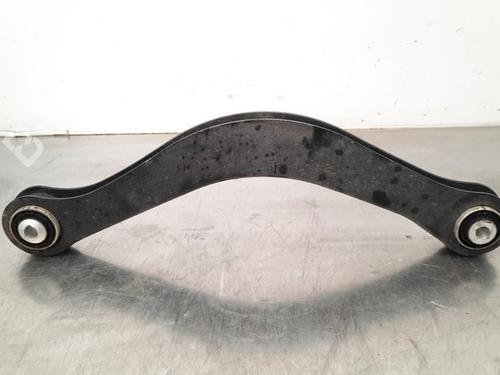Venstre bagtil bærearm AUDI A4 B9 (8W2, 8WC) 2.0 TDI (150 hp) 15790193