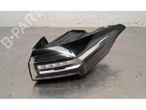Used Right taillight PEUGEOT 308 III (FB_, FH_, FP_, F3_, FM_) PureTech 110 (FPHNPL) (110 hp) 24870912