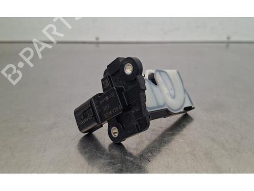 Luftmassemåler Luftmassemåler TOYOTA C-HR (_X2_, _H2_) Hybrid (ZYX20) (140 hp) 33892765 33892765