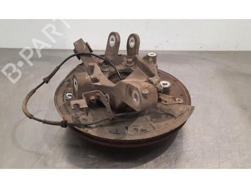 Used Left rear steering knuckle MASERATI LEVANTE SUV (M161) 3.0 S Q4 (430 hp) 23624523