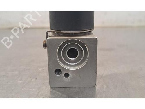Electronic sensor BMW i3 (I01) Electric | BP33167546M84 - Image 8