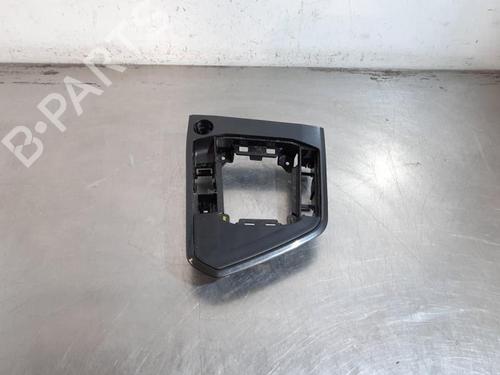 Used Middle console Middle console 38039519 38039519