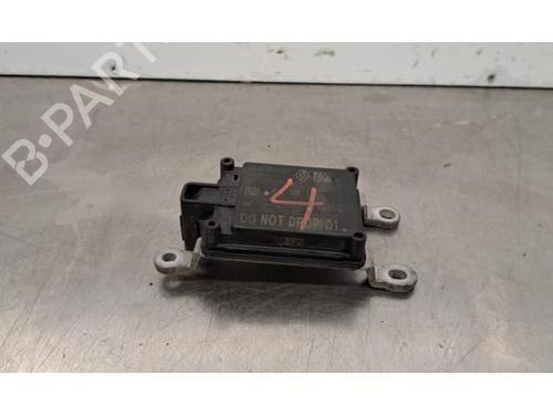 Used Electronic module RENAULT CAPTUR II (HF_) Blue dCi 115 (HFAD) (116 hp) 30521628