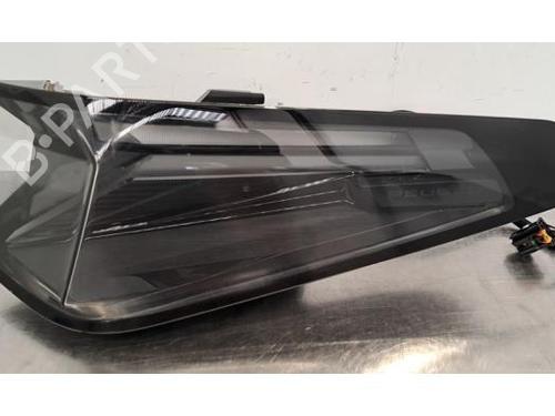 Used Right taillight PEUGEOT 308 III (FB_, FH_, FP_, F3_, FM_) e-308 (FMZKWZ) (156 hp) 29468025