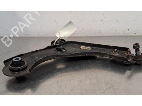 Used Right front suspension arm PEUGEOT 308 III (FB_, FH_, FP_, F3_, FM_) e-308 (FMZKWZ) (156 hp) 29343710