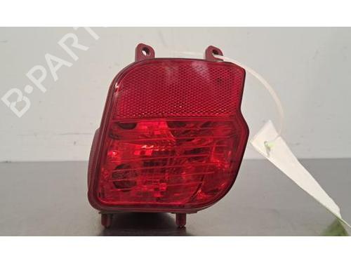 Faro antiniebla trasero PEUGEOT 3008 II SUV (MC_, MR_, MJ_, M4_) 1.2 THP/ PureTech 130 (MRHNSM, MRHNSU, MRHNSJ, MRHNYW,... (131 hp) 30046687