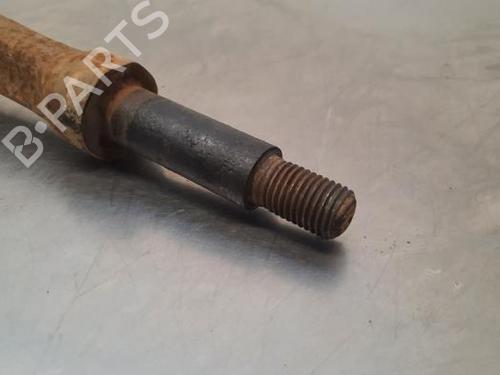 Right front suspension arm LAND ROVER DEFENDER Station Wagon (L316, L315) 2.5 Td5 4x4 (L316) | BP23623501M13 