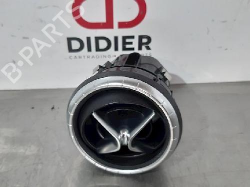 Used Air vent MERCEDES-BENZ CLA Coupe (C117) CLA 200 CDI / d (117.308) (136 hp) 15017662