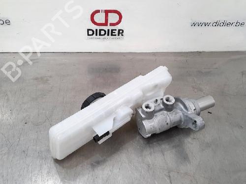 Used Brake master cylinder TESLA MODEL 3 (5YJ3) EV AWD (441 hp) 10888159