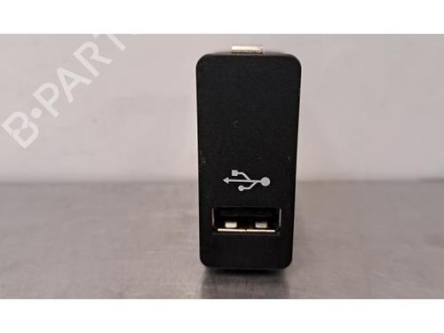 Used Electronic module BMW X2 (F39) sDrive 18 i (140 hp) 29881498