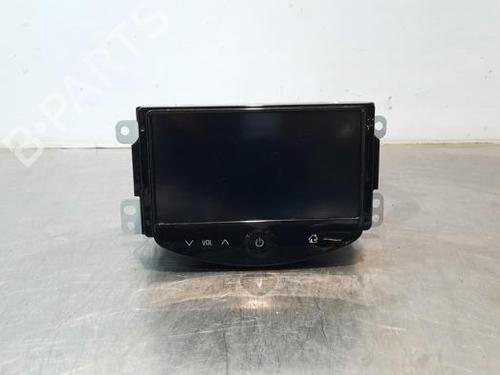 Used Radio CHEVROLET TRAX 1.7 TD (131 hp) 19648652