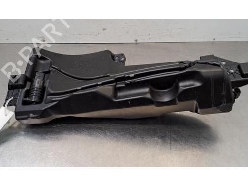 windscreen-washer-tank-tesla-model-3-5yj3-2017-36572826 main image