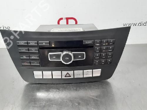 Used Radio MERCEDES-BENZ C-CLASS (W204) C 180 CDI (204.000) (120 hp) 10880498