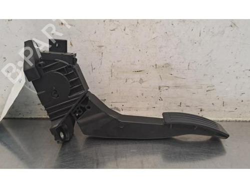 Pedal Pedal FORD KUGA III (DFK) 2.5 Duratec Plug-in-Hybrid (224 hp) 36680587 36680587