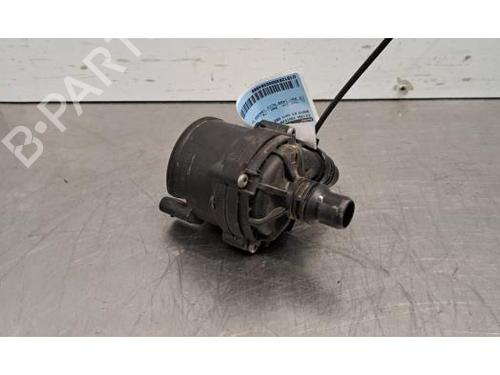 Used Auxiliary water pump Auxiliary water pump BMW X1 (F48) sDrive 18 i (136 hp) 33612660 33612660