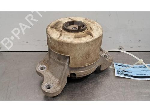 engine-mount-mercedes-benz-c-class-w205-2013-2014-2015-2016-2017-2018-2019-2020-2021-2022-2023-32376605 main image