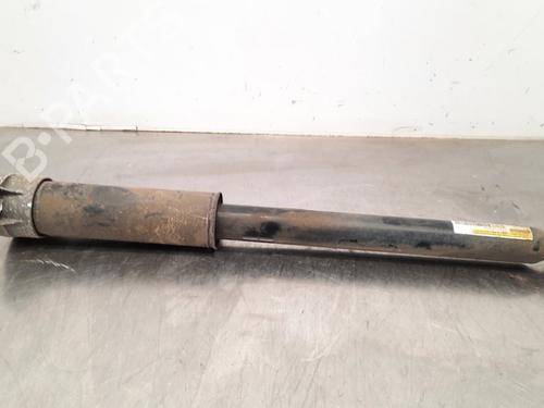 Used Right rear shock absorber MERCEDES-BENZ SPRINTER 3,5-t Van (B907, B910) eSPRINTER (910.633) (116 hp) 15038964