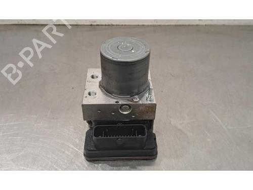 Used ABS pump ABS pump RENAULT CLIO V (B7_) 1.5 Blue dCi 85 (B7AG) (86 hp) 33131996 33131996