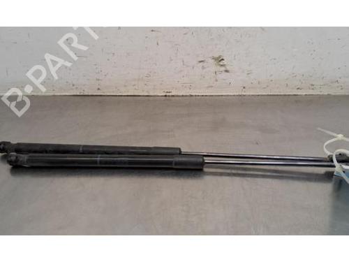 tailgate-lift-support-audi-a1-sportback-8xa-8xf-2011-2012-2013-2014-2015-2016-2017-2018-2019-36309911 main image