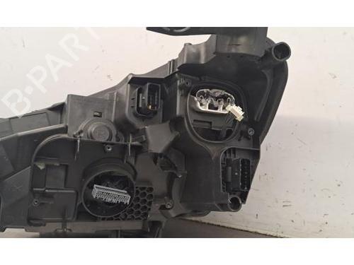 Right headlight PEUGEOT 208 II (UB_, UP_, UW_, UJ_) e-208 | BP29879387C29