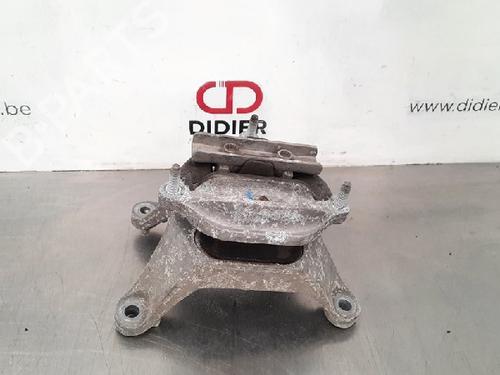 Used Gearbox mount AUDI A6 C7 (4G2, 4GC) 2.0 TDI (150 hp) 10886042