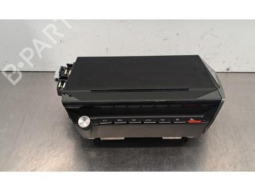 Used Display monitor PEUGEOT 308 III (FB_, FH_, FP_, F3_, FM_) e-308 (FMZKWZ) (156 hp) 30651110