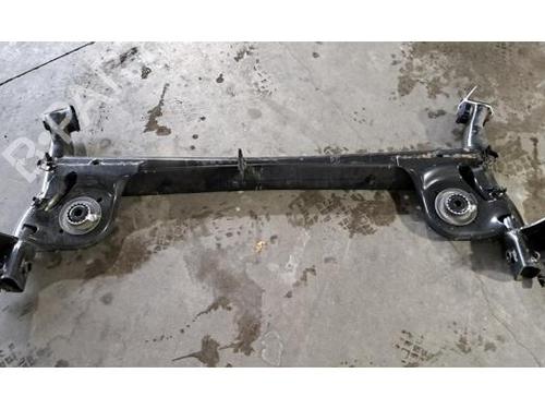 Essieu arrière DACIA DUSTER (HM_) 1.3 TCe 130 (HMMF) (131 hp) 31178899