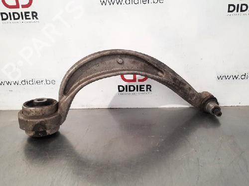 Venstre foran bærearm AUDI A4 B8 Avant (8K5) RS4 quattro (450 hp) 10885802