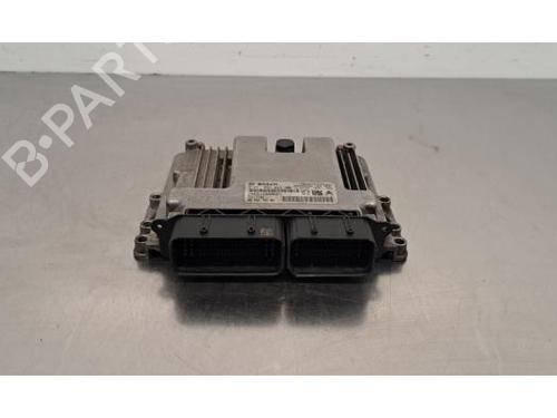 Calculateur moteur (ecu) PEUGEOT 308 II (LB_, LP_, LW_, LH_, L3_) 1.6 BlueHDi 120 (120 hp) 29195581