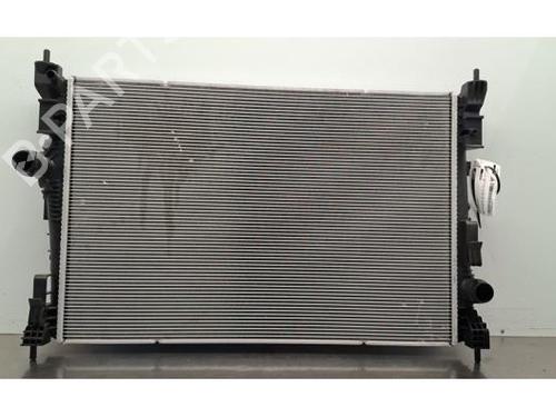 Used Water radiator Water radiator 39500131 39500131