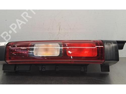 Used Right taillight Right taillight RENAULT TRAFIC III Van (FG_) 2.0 dCi 130 (FGMY) (131 hp) 40552811 40552811