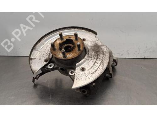 Used Right rear steering knuckle LAND ROVER RANGE ROVER VELAR (L560) 2.0 D200 MHEV 4x4 (204 hp) 30806329