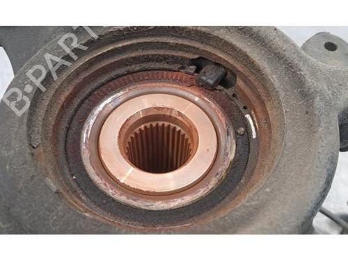 Right front steering knuckle RENAULT MASTER III Platform/Chassis (EV, HV, UV) 2.3 dCi 145 FWD (EV0E, EV0F, HV0E, HV0F, UV0E, UV0F,... | BP28081733M26 