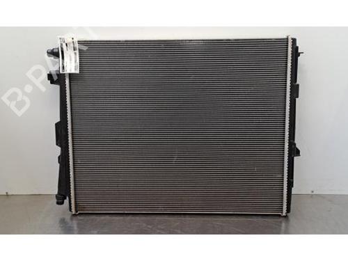 Used Water radiator Water radiator 37251532 37251532