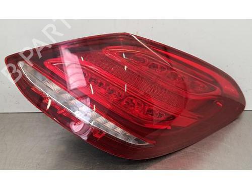 Used Right taillight Right taillight MERCEDES-BENZ C-CLASS (W205) C 220 BlueTEC / d (205.002, 205.004) (170 hp) 33927818 33927818