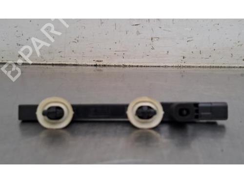 Used Electronic module Electronic module PEUGEOT 308 III (FB_, FH_, FP_, F3_, FM_) BlueHDi 130 (FBYHZL, FBYHZT) (131 hp) 35746634 35746634
