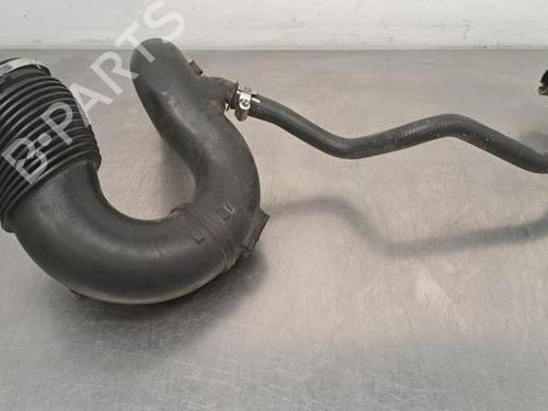 Intercooler pipe LAND ROVER RANGE ROVER VELAR (L560) 3.0 D300 SDV6 4x4 | BP23594849M127 